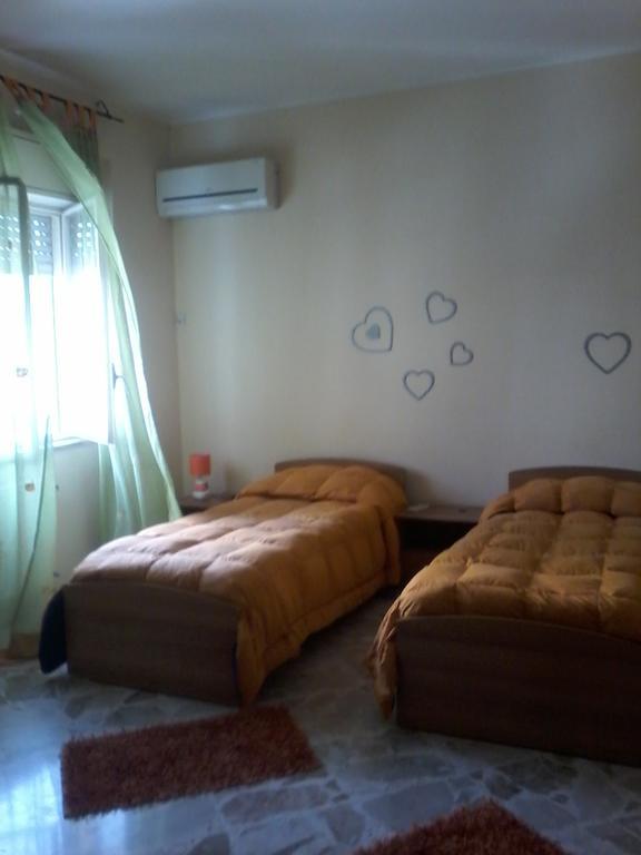 Santa Rosalia Otel Palermo Oda fotoğraf